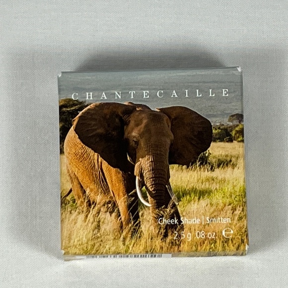 CHANTECAILLE Philanthropy Cheek Shade in Smitten (Elephant) - Picture 3 of 8